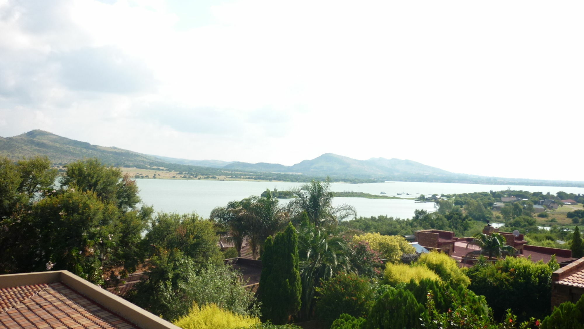 Château La Mer Exclusive Guesthouse Hartbeespoort Eksteriør bilde