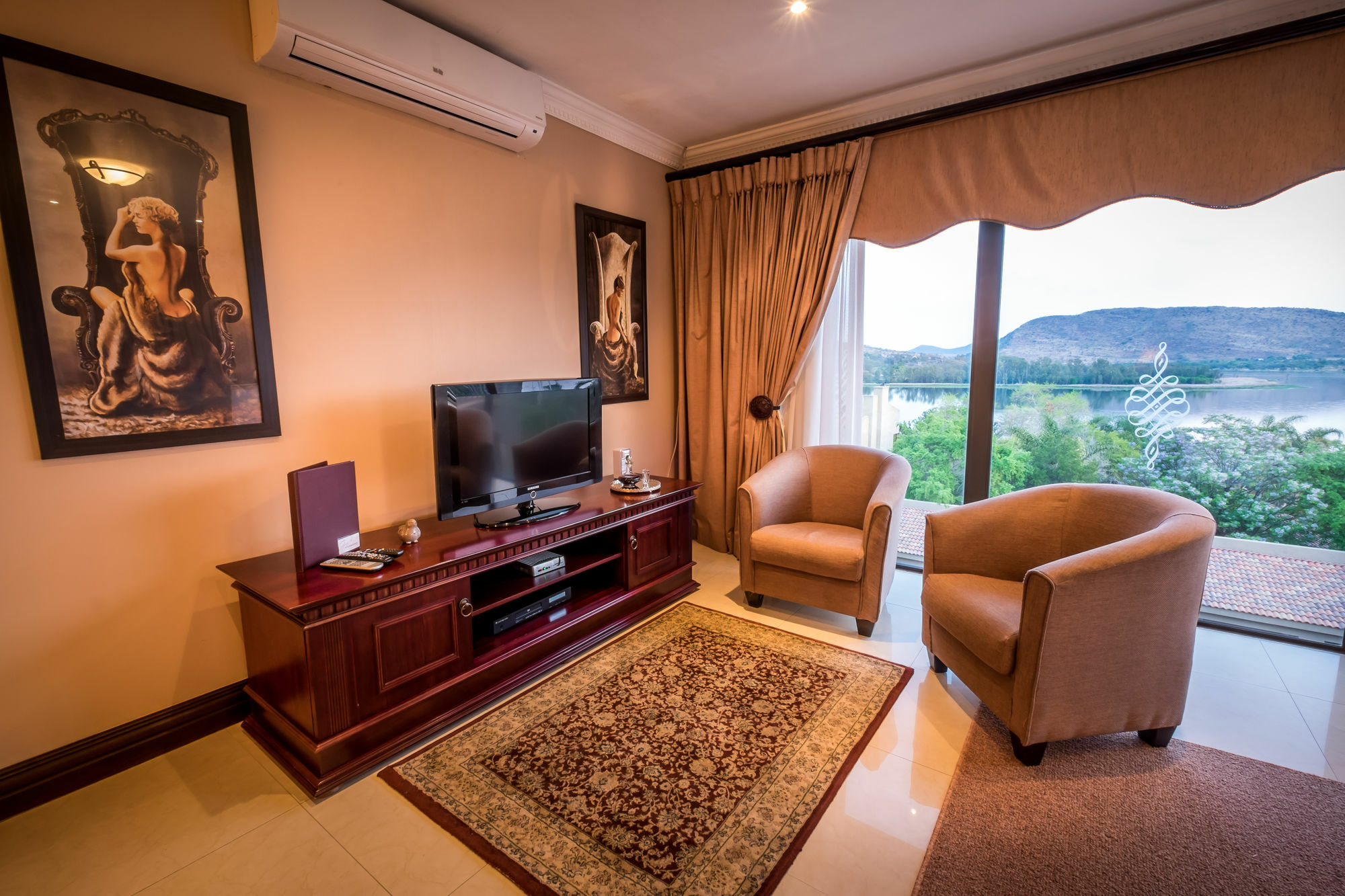 Château La Mer Exclusive Guesthouse Hartbeespoort Eksteriør bilde