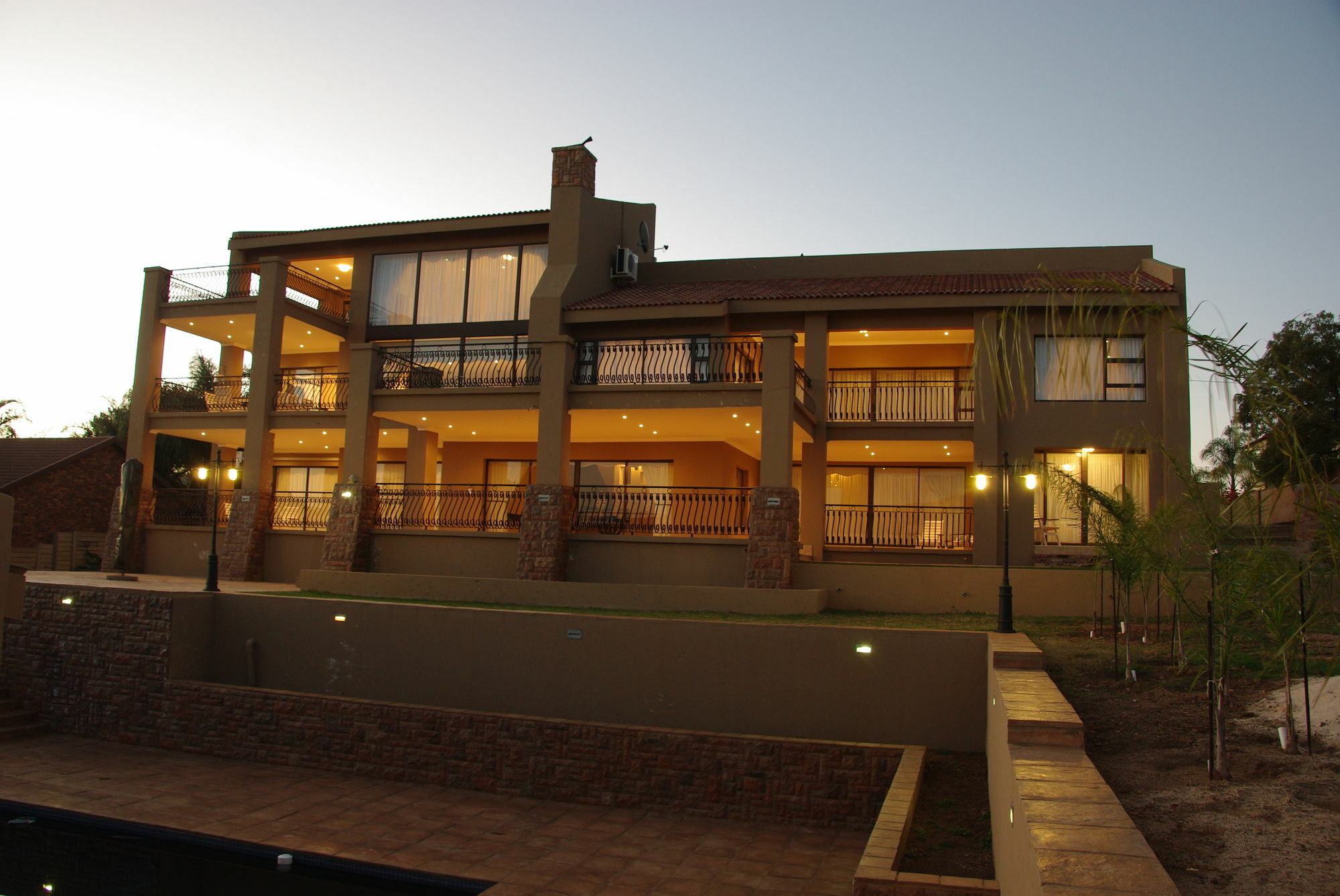Château La Mer Exclusive Guesthouse Hartbeespoort Eksteriør bilde